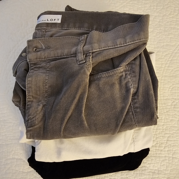 LOFT Corduroy Skinny Leg Pants/Jeans - Picture 4 of 4